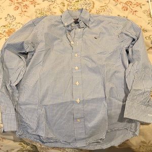 Vineyard vines blue and white whale shirt